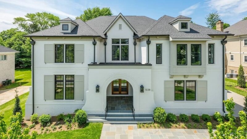 Why Custom Home Renovations Are Worth the Investment in Northern Virginia
